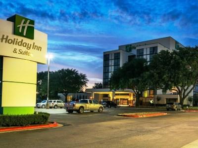 And Beaumont-plaza I-10 & Walden By Ihg Hotel 3*