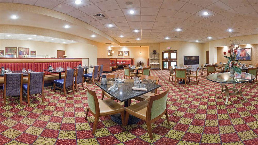 And Beaumont-plaza I-10 & Walden By Ihg 3*