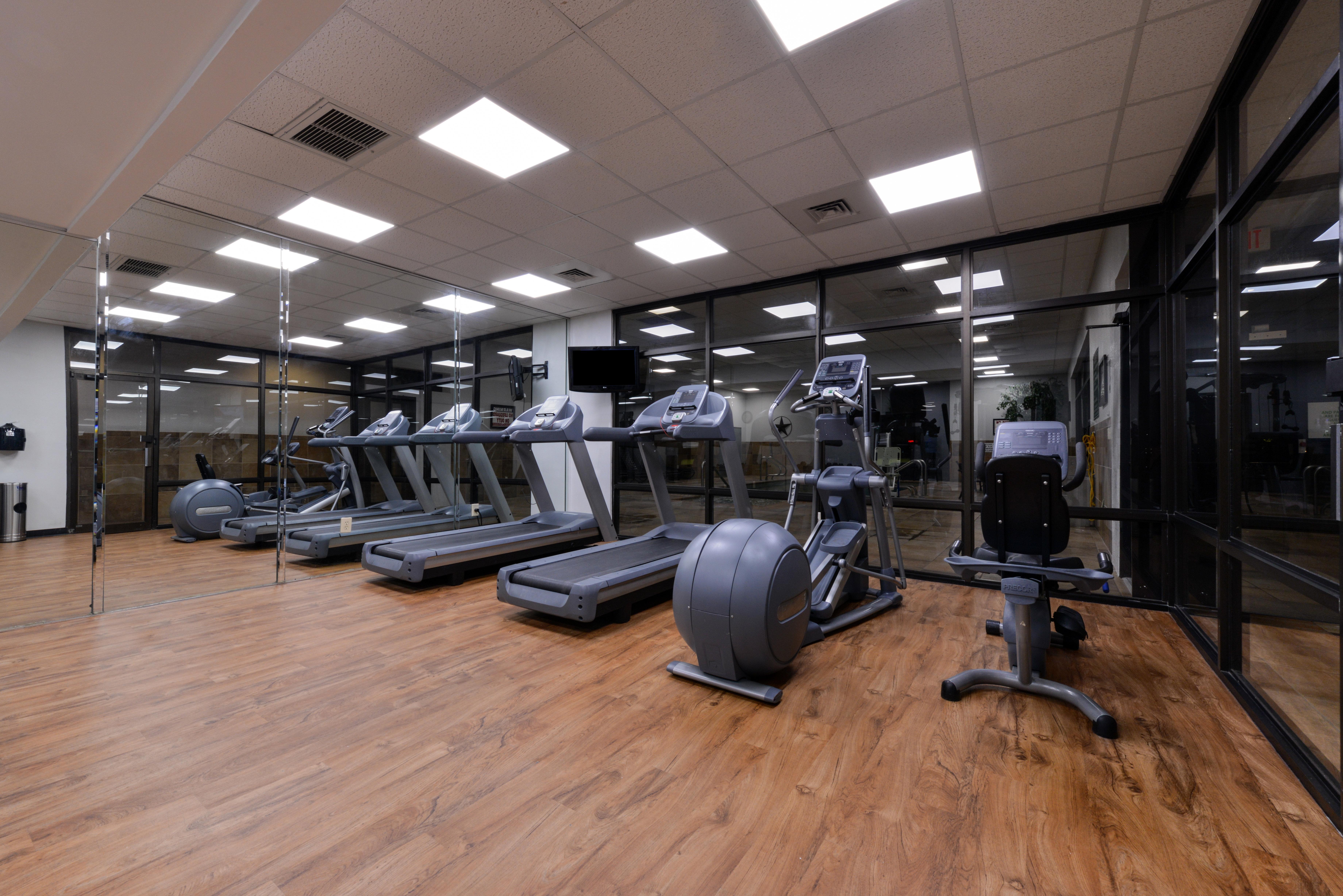 And Beaumont-plaza I-10 & Walden By Ihg Hotel 3*