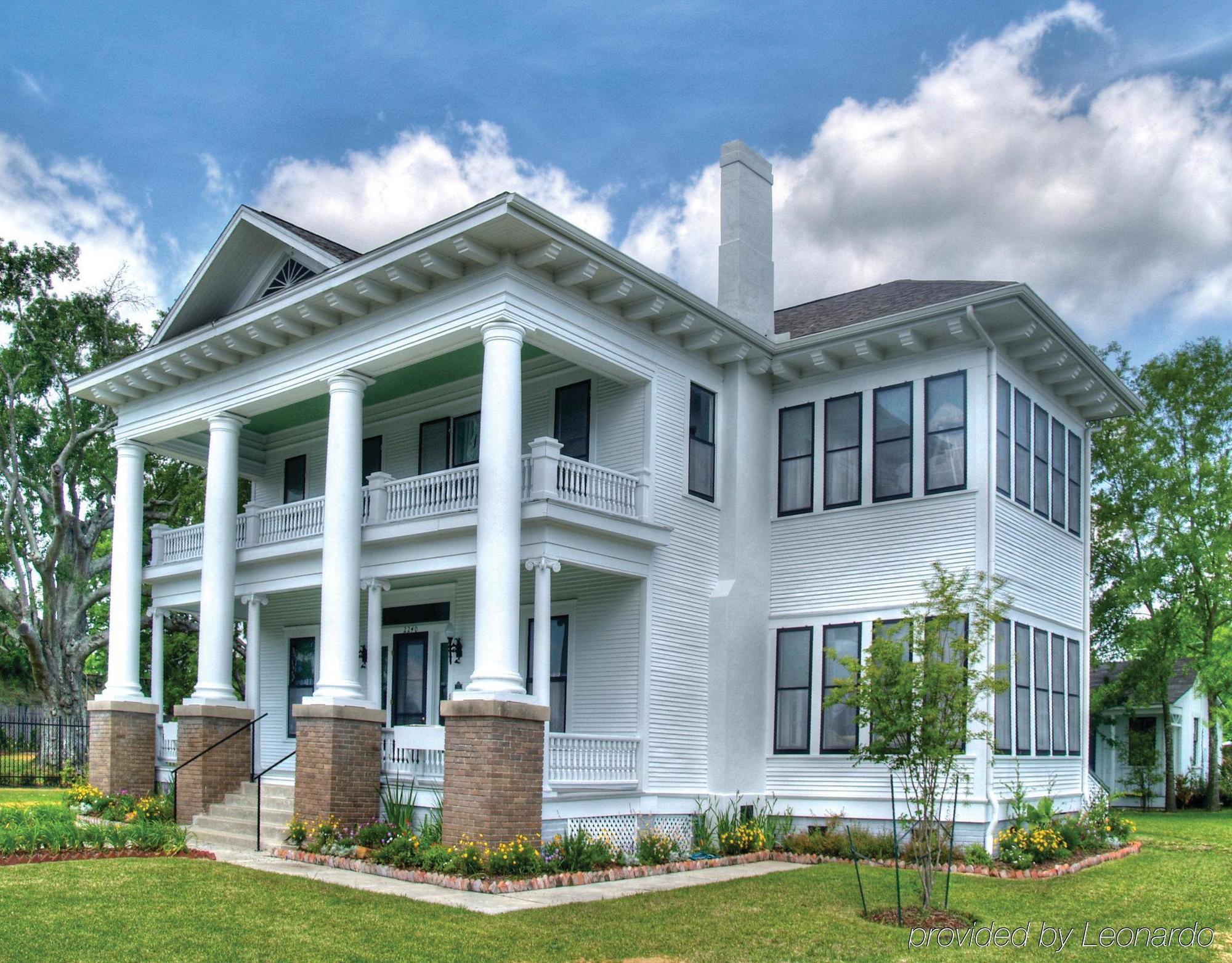 Hotel Hotel&suites Beaumont-plaza I-10&walden, An Ihg 3*